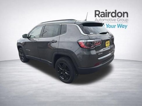 Used 2022 Jeep Compass Latitude AWD/4WD image 5