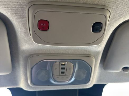 Used 2025 RAM ProMaster 2500 w/ Convenience Group FWD image 23