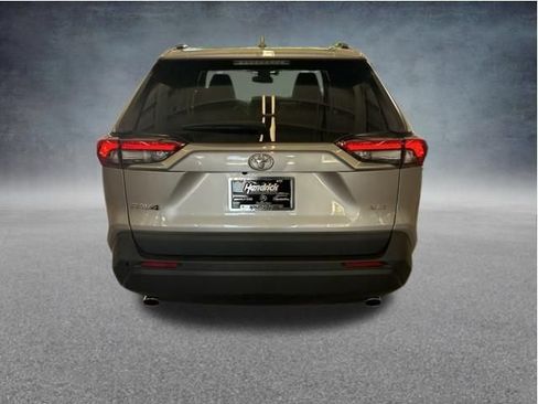 Used 2023 Toyota RAV4 XLE Premium FWD image 13