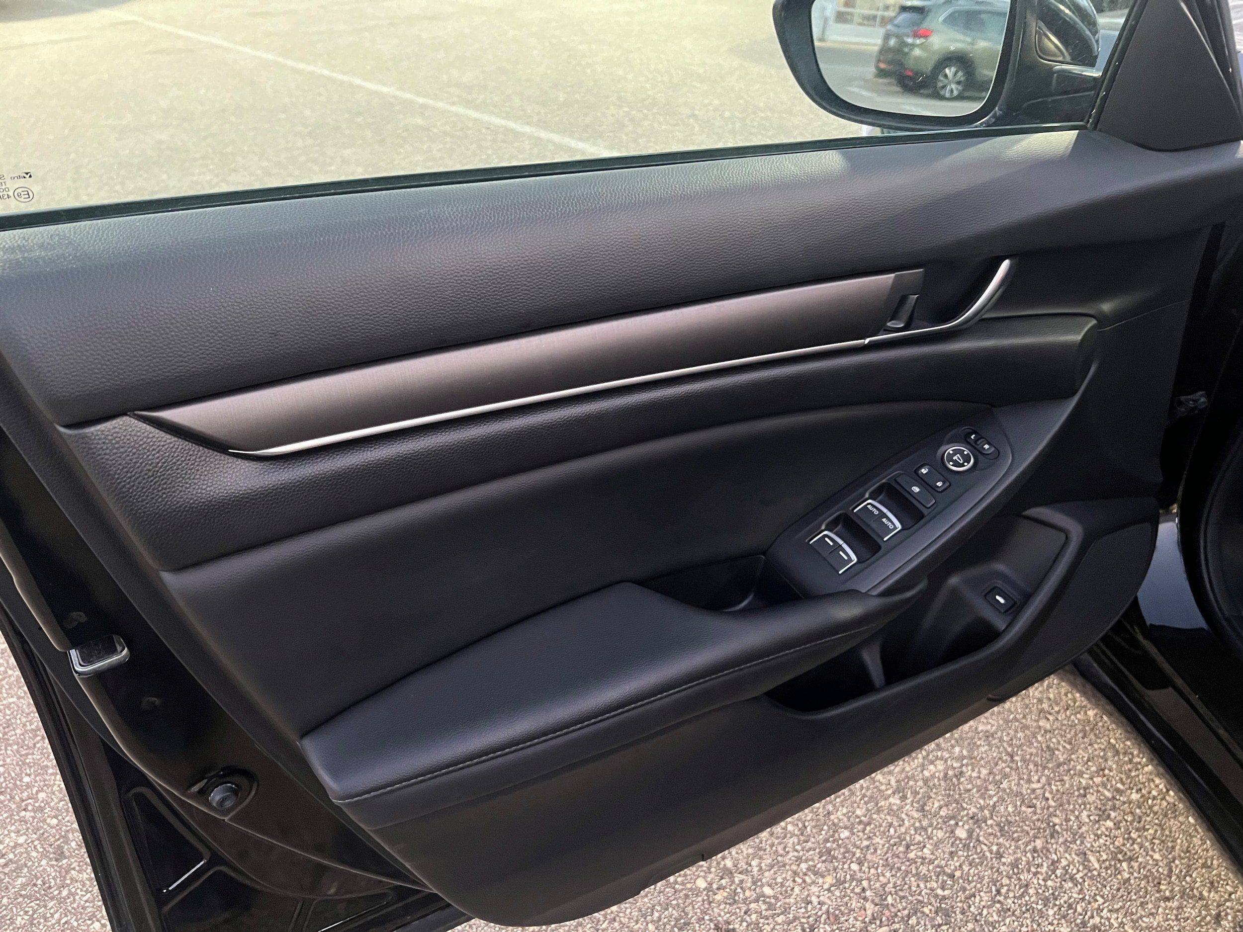 Used 2022 Honda Accord LX image 15