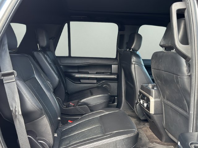 Used 2020 Ford Expedition XLT w/ Equipment Group 202A RWD image 12