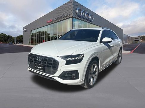 Used 2022 Audi Q8 Premium Plus image 1