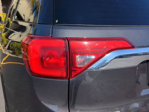 Used 2017 GMC Acadia Denali w/ Technology Package image 12