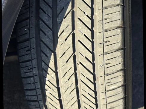 Used 2013 Mercedes-Benz C 250 Sedan image 18