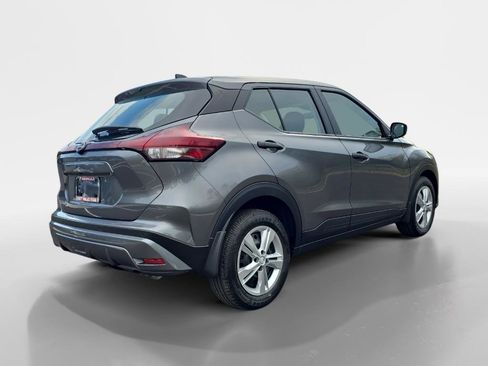 New 2025 Nissan Kicks Play S image 6