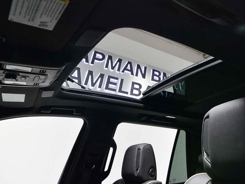 Used 2021 Cadillac Escalade Premium Luxury image 7