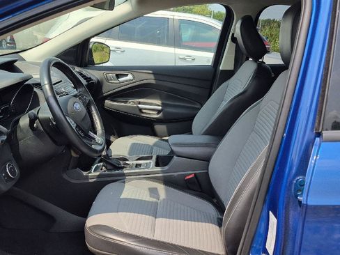 Used 2018 Ford Escape SE w/ SE Sport Appearance Package AWD/4WD image 6