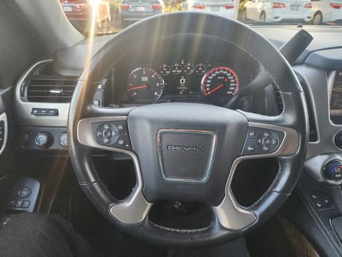 Used 2015 GMC Yukon XL Denali w/ Touring Package image 24