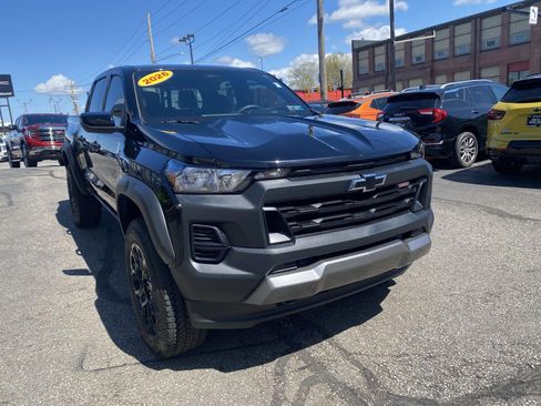 Used 2026 Chevrolet Colorado Trail Boss AWD/4WD image 10