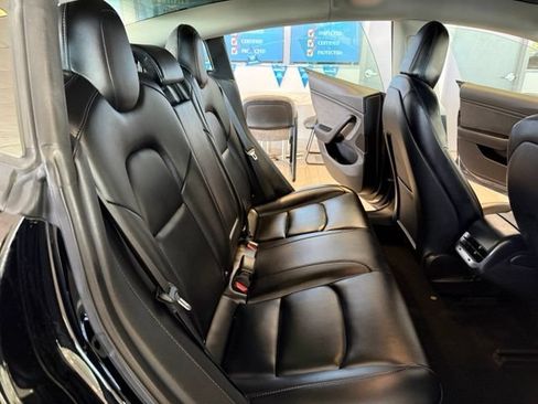 Used 2018 Tesla Model 3 Mid Range RWD image 21