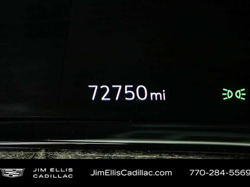 Used 2022 Cadillac Escalade ESV Premium Luxury image 9