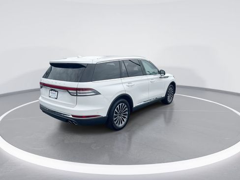 Used 2021 Lincoln Aviator Reserve w/ Equipment Group 201A AWD/4WD image 8