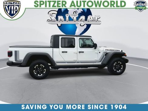 Used 2025 Jeep Gladiator Rubicon w/ Convenience Group AWD/4WD image 10