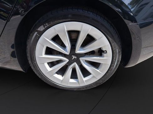 Used 2022 Tesla Model 3 Long Range AWD/4WD image 22