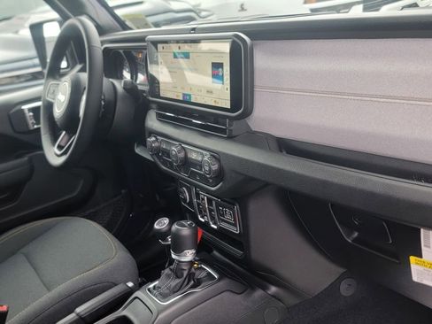 New 2026 Jeep Gladiator Sport image 13