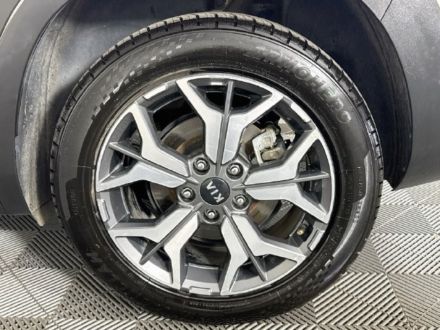 Used 2021 Kia Seltos EX AWD/4WD image 34