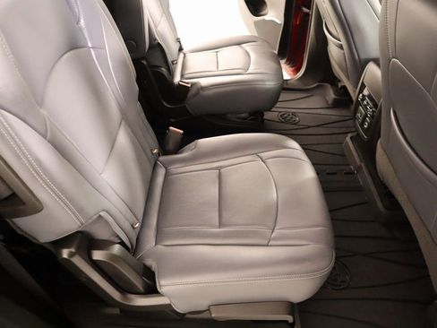 Used 2023 Buick Enclave Premium image 16