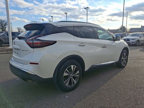 Used 2020 Nissan Murano SV w/ Premium Package image 4