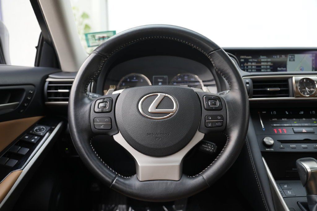 Used 2018 Lexus IS 300 AWD w/ Comfort Package image 41