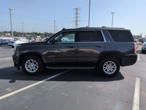 Used 2016 GMC Yukon SLE w/ Convenience Package AWD/4WD image 3