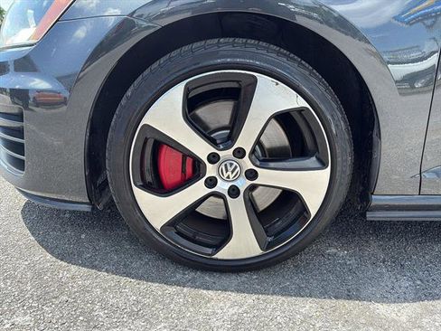 Used 2015 Volkswagen GTI S image 9