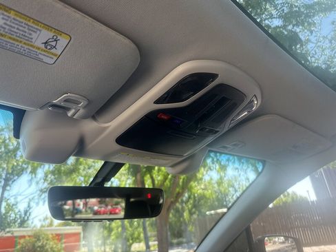 Used 2020 Subaru Outback Limited image 40