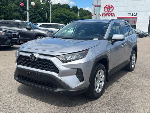 Used 2019 Toyota RAV4 LE w/ All Weather Liner Package AWD/4WD image 3