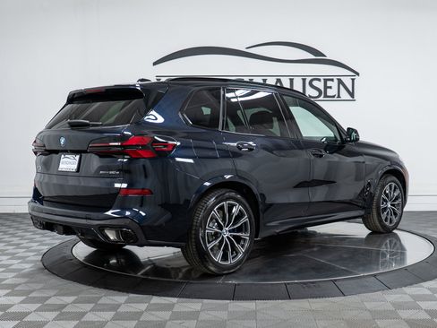 New 2026 BMW X5 xDrive50e w/ M Sport Package image 5