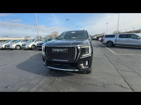 Certified 2024 GMC Yukon XL Denali Ultimate image 3