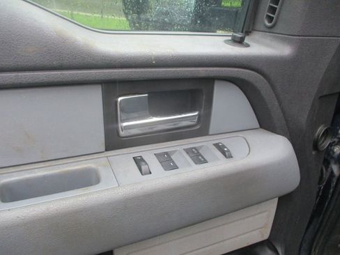 Used 2013 Ford F150 XLT w/ Mid Equipment Group image 6