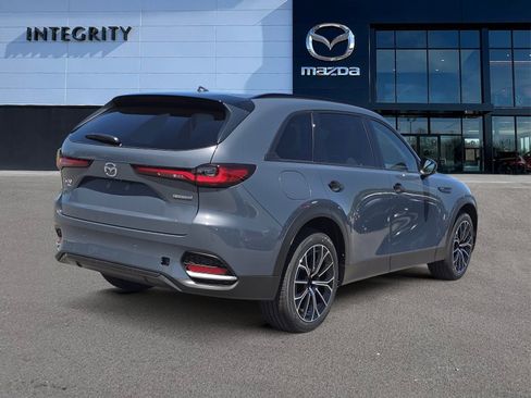 Certified 2025 MAZDA CX-70 Plug-In Hybrid w/ Premium Pkg AWD/4WD image 3