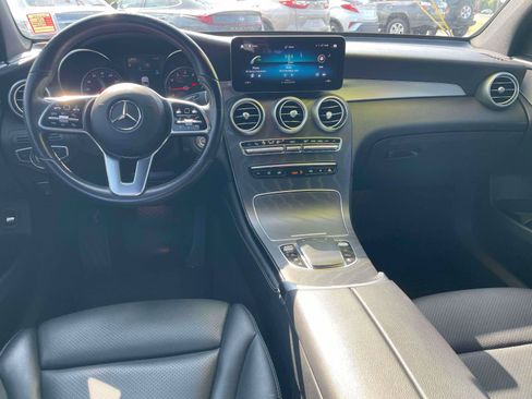 Used 2021 Mercedes-Benz GLC 300 image 15
