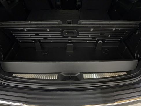 Used 2020 GMC Yukon Denali w/ Open Road Package image 15