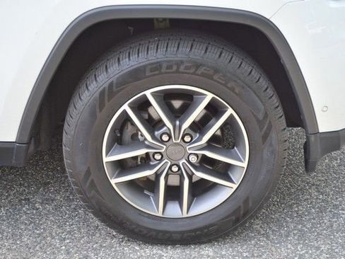 Used 2020 Jeep Grand Cherokee Limited w/ Premium Lighting Group AWD/4WD image 10