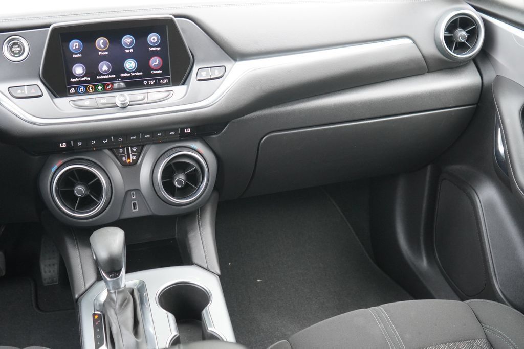 Used 2021 Chevrolet Blazer LT FWD image 22