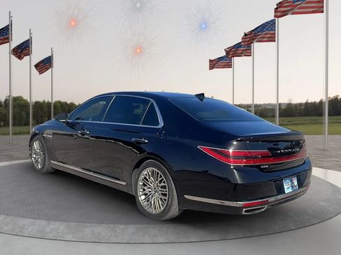 Used 2021 Genesis G90 5.0 Ultimate RWD image 5