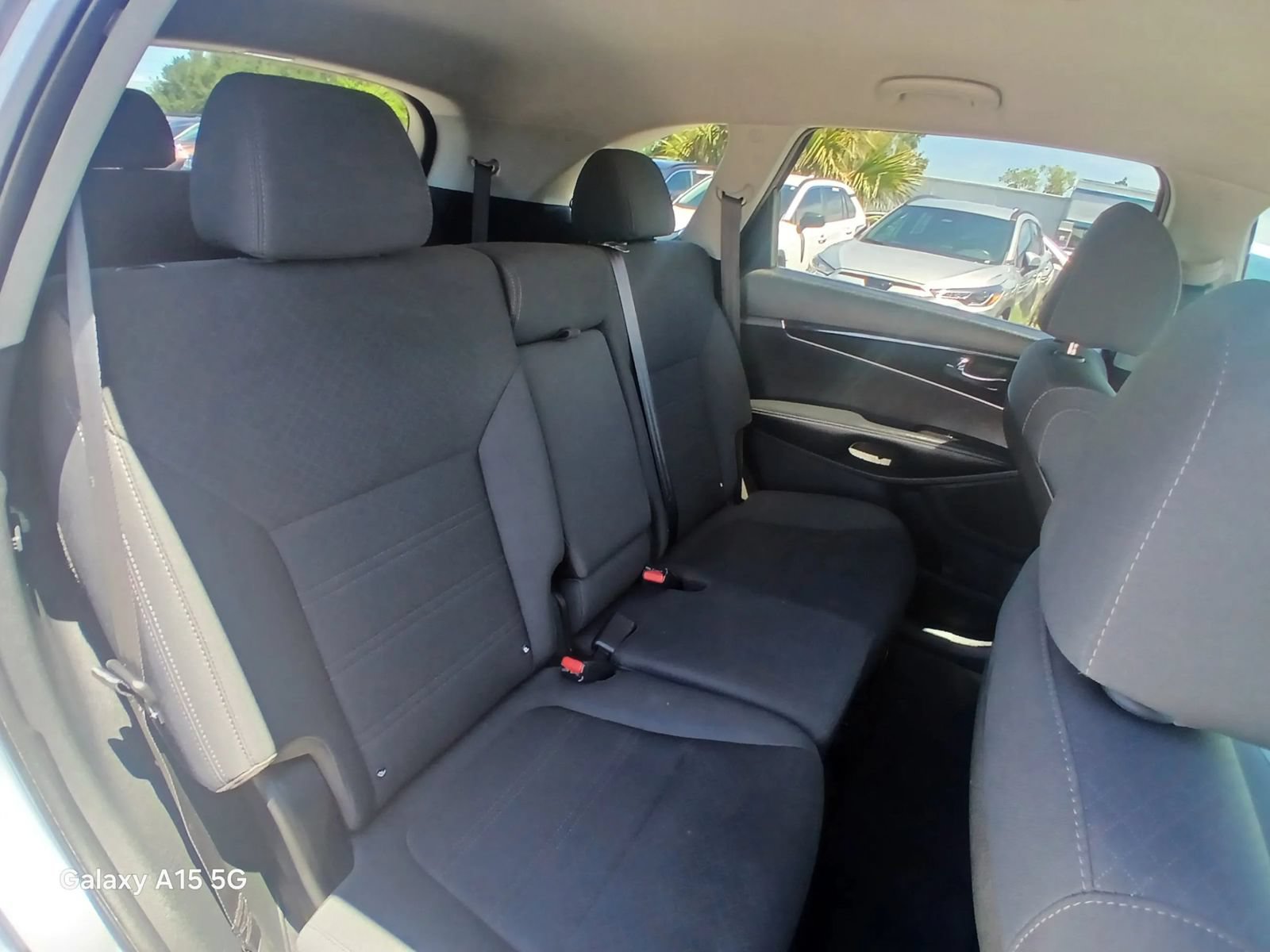 Used 2020 Kia Sorento S FWD image 24