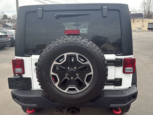 Used 2014 Jeep Wrangler Unlimited Rubicon AWD/4WD image 8
