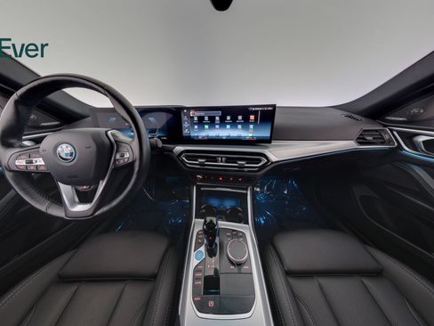 Used 2023 BMW i4 eDrive35 RWD image 25