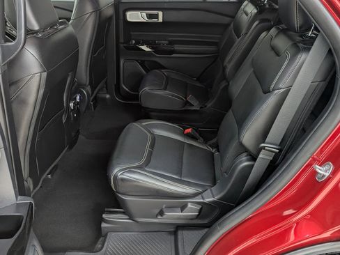 Used 2021 Ford Explorer ST w/ Equipment Group 401A image 14