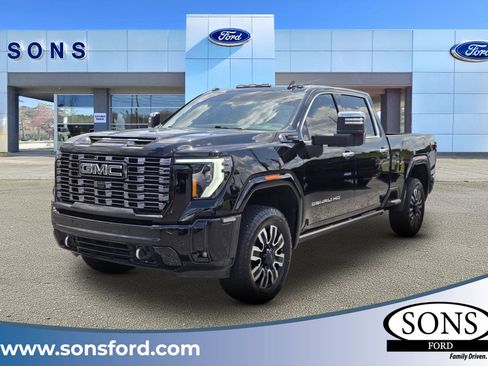 Used 2026 GMC Sierra 2500 Denali Ultimate AWD/4WD image 1