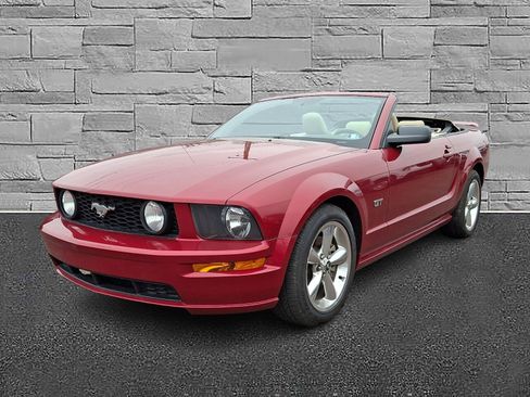 Used 2006 Ford Mustang GT Premium RWD image 4