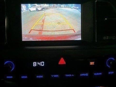 Used 2016 Hyundai Sonata SE image 7