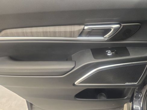 Used 2025 Kia Telluride SX FWD image 20