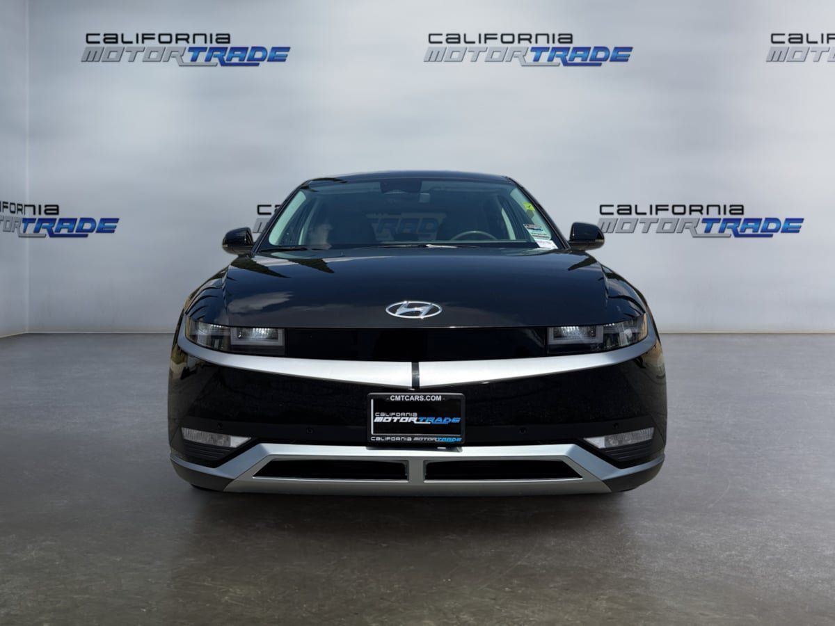 Used 2024 Hyundai Ioniq 5 SEL RWD image 2