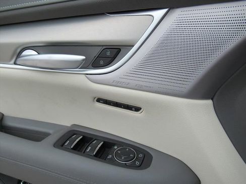 New 2026 Cadillac XT5 Premium Luxury w/ Driver Assist Package image 21