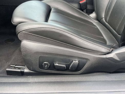 Used 2026 BMW 430i Convertible RWD image 16
