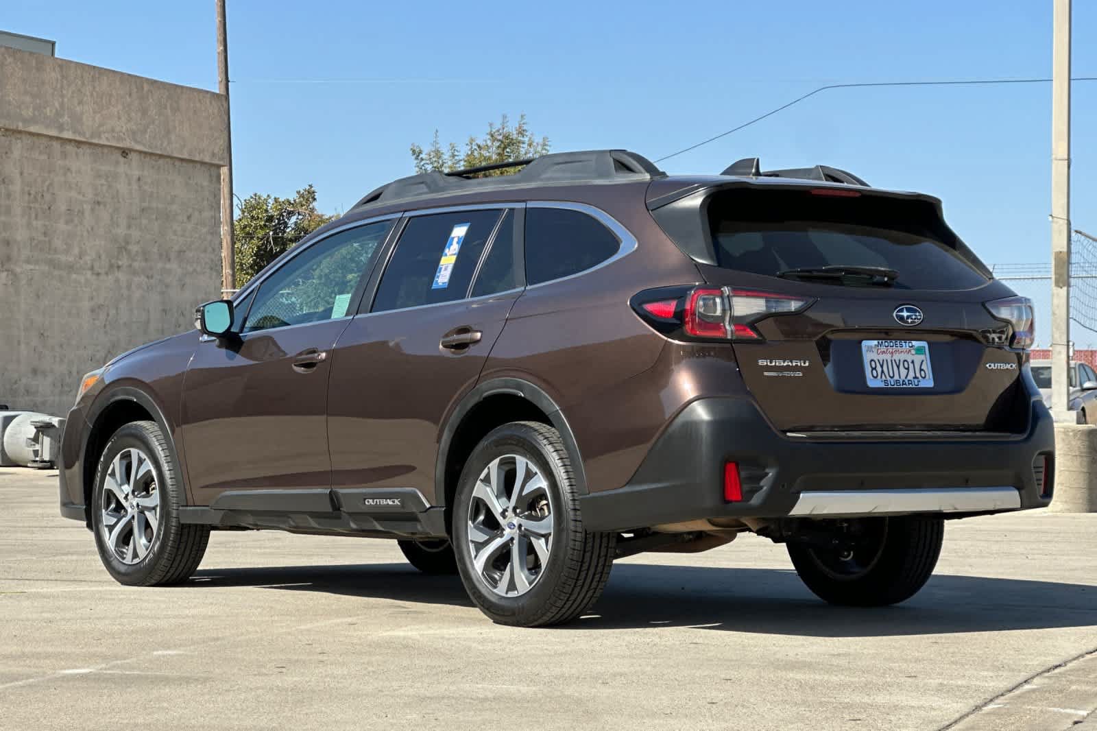 Used 2021 Subaru Outback Limited AWD/4WD image 5