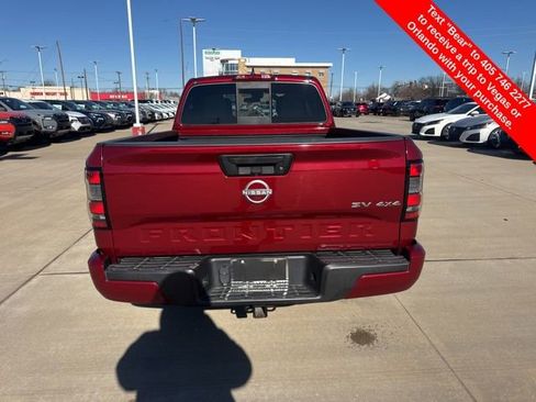 Used 2022 Nissan Frontier SV image 4