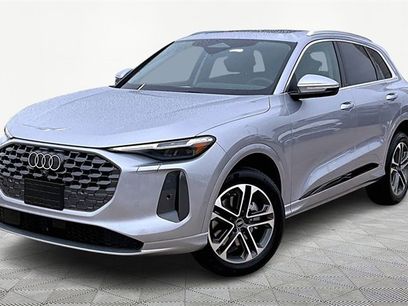 New 2025 Audi Q5 Premium Plus